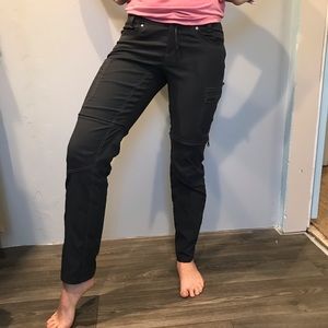 Kuhl Outdoor pants to shorts size 4